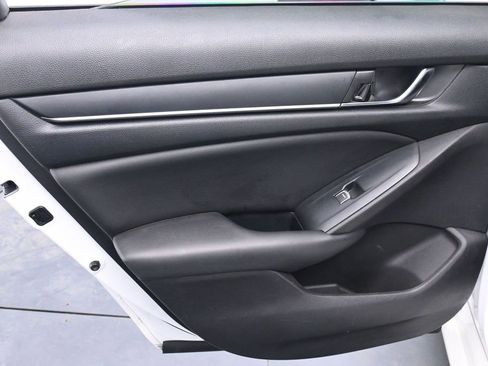 Used 2022 Honda Accord Sport image 17