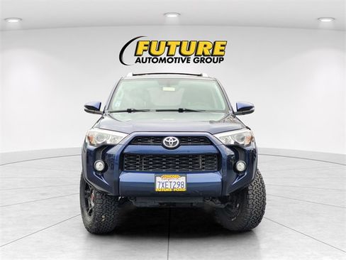 Used 2017 Toyota 4Runner SR5 image 3