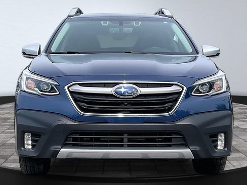 Used 2020 Subaru Outback Touring AWD/4WD image 3