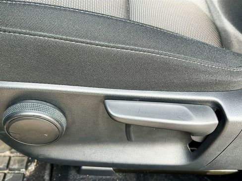 Used 2021 MAZDA CX-30 FWD 2.5 S image 21