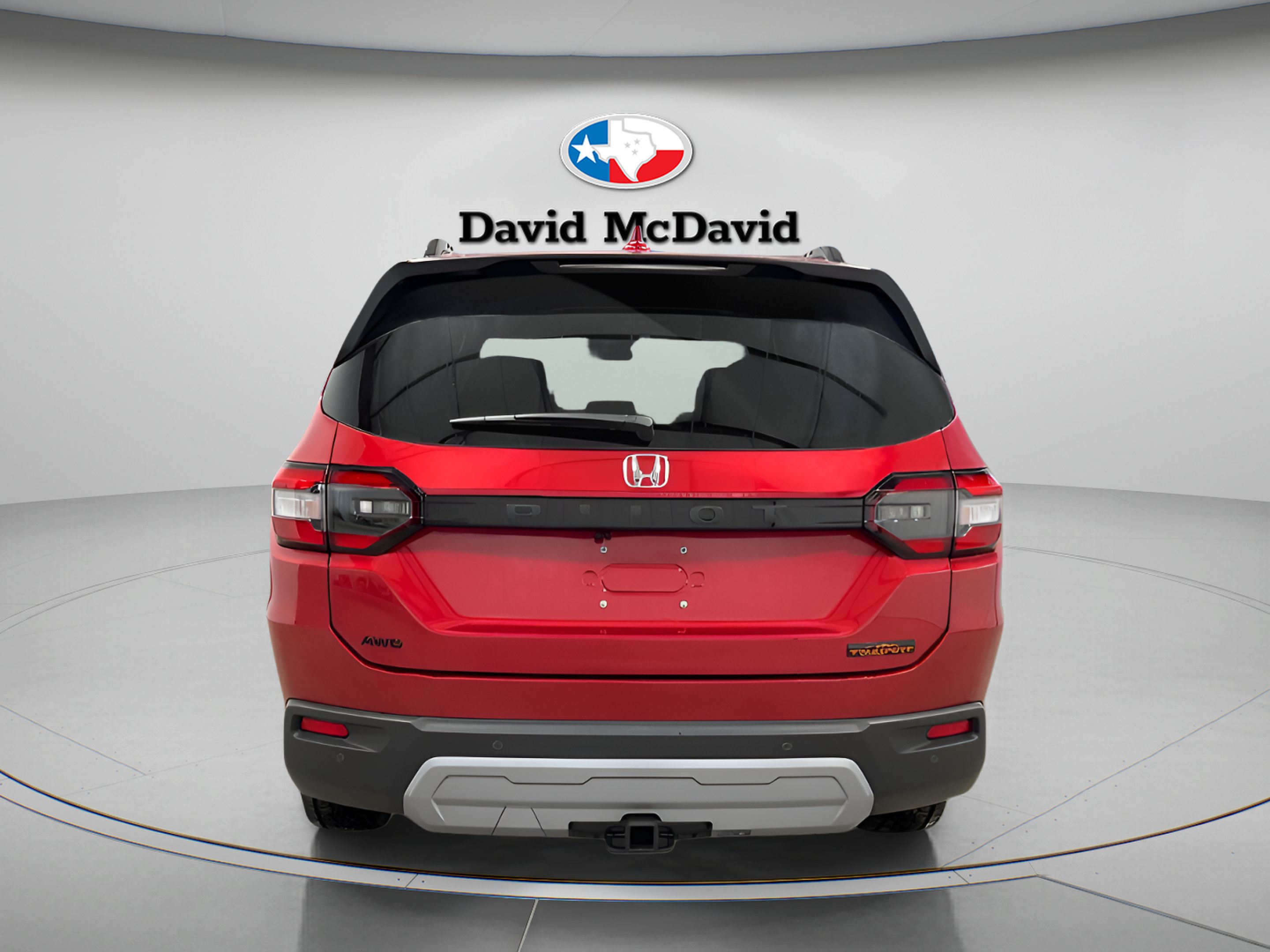 Used 2025 Honda Pilot TrailSport image 5