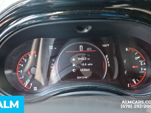 Used 2025 Dodge Durango GT RWD image 36