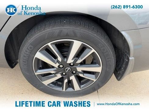 Used 2025 Nissan Versa SV w/ Trunk Package FWD image 3