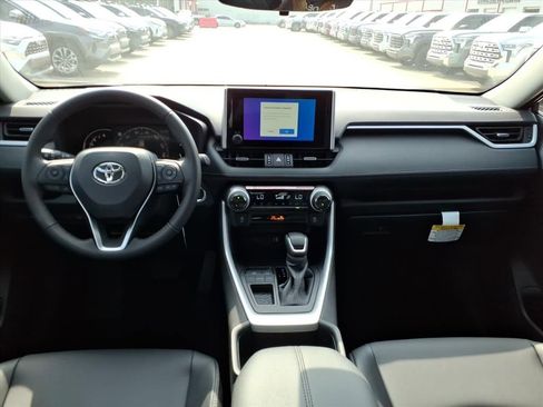 Certified 2025 Toyota RAV4 XLE Premium image 5