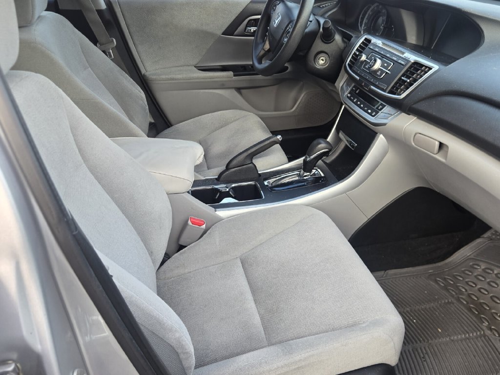 Used 2013 Honda Accord LX image 10