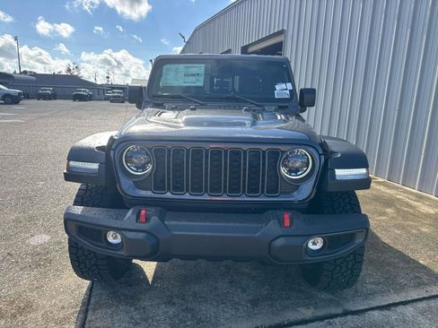 New 2025 Jeep Gladiator Rubicon w/ Convenience Group image 2
