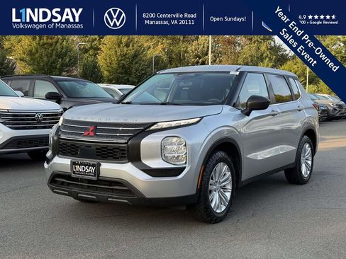 Used 2022 Mitsubishi Outlander ES image 6