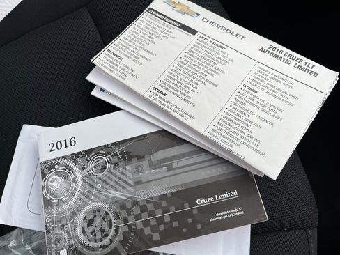 Used 2016 Chevrolet Cruze LT image 29