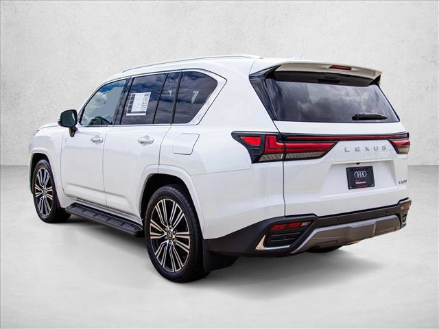 Used 2024 Lexus LX 600 4WD w/ Luxury Package image 7