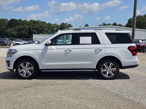 Used 2022 Ford Expedition Limited AWD/4WD image 15