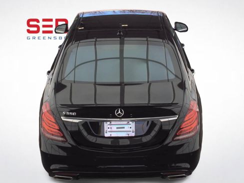 Used 2014 Mercedes-Benz S 550 Sedan w/ Sport Package w/ Sport Package image 17