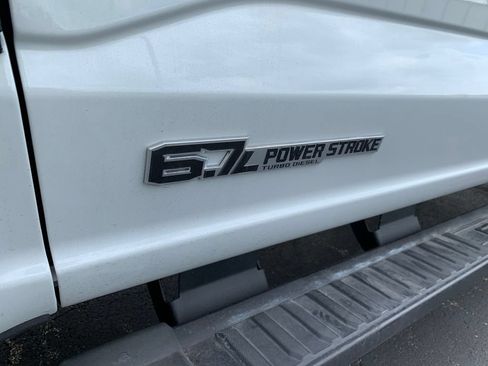 New 2026 Ford F250 XLT w/ XLT Premium Package AWD/4WD image 4