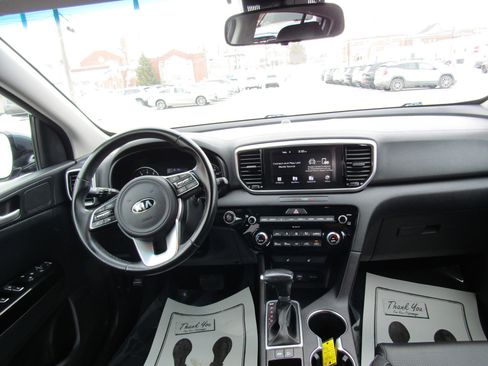 Used 2020 Kia Sportage EX image 18