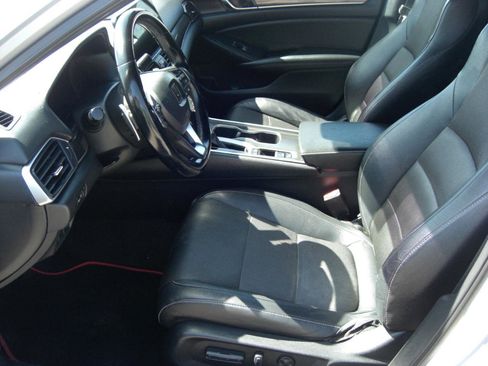 Used 2020 Honda Accord Sport image 17
