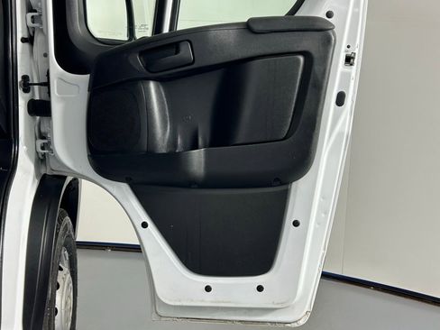 Used 2023 RAM ProMaster 3500 FWD image 9