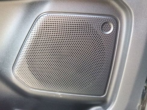 Used 2025 Ford Escape ST-Line FWD image 13