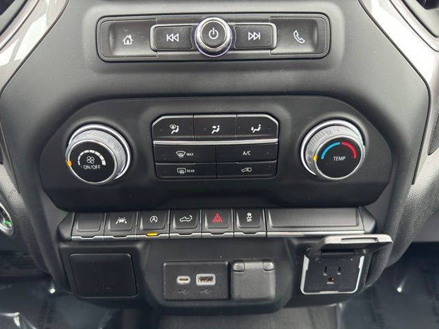 Used 2023 Chevrolet Silverado 1500 Custom w/ LPO, Dark Essentials Package AWD/4WD image 19