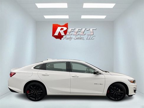 Used 2021 Chevrolet Malibu LT w/ Redline Edition FWD image 7
