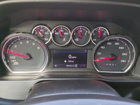 Used 2021 Chevrolet Silverado 1500 LT image 31