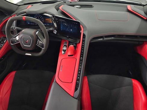 Used 2025 Chevrolet Corvette Z06 w/ Stealth Interior Trim Package RWD image 19