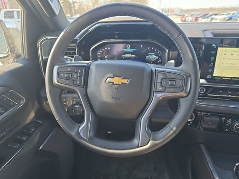 Certified 2024 Chevrolet Silverado 1500 High Country w/ Technology Package image 19