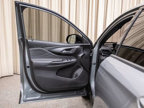 Used 2025 Buick Envista Sport Touring w/ Convenience I Package FWD image 8