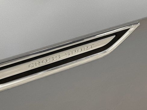 Used 2023 Volkswagen Atlas Cross Sport SEL image 36