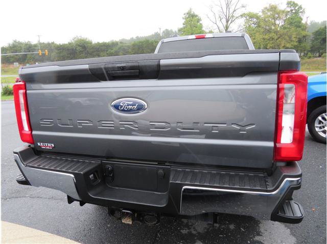 Used 2025 Ford F250 XLT AWD/4WD image 16