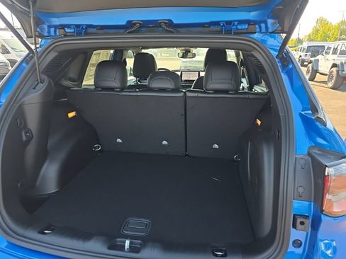 New 2026 Jeep Compass Trailhawk w/ Sun, Sound & Navigation Group AWD/4WD image 12