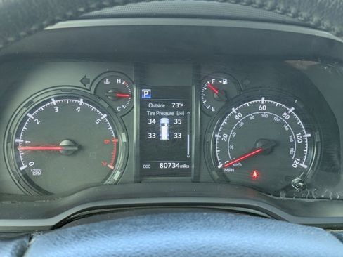 Used 2021 Toyota 4Runner SR5 AWD/4WD image 11