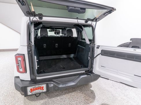 Used 2025 Ford Bronco Outer Banks AWD/4WD image 32