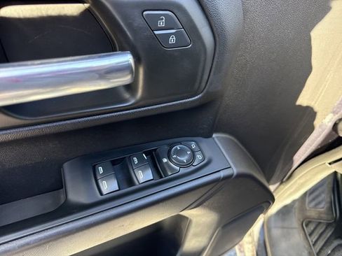 Used 2023 Chevrolet Silverado 1500 Custom image 27