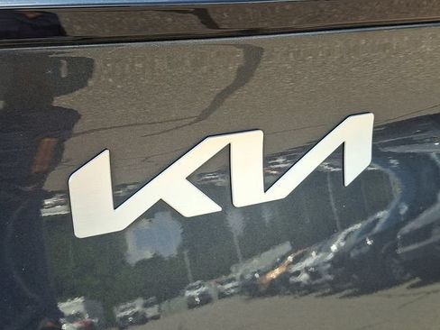 Used 2023 Kia Sportage EX AWD/4WD image 24