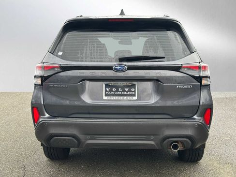 Used 2025 Subaru Forester Touring image 4