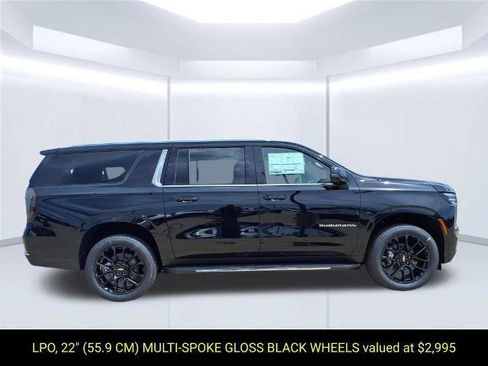 New 2026 Chevrolet Suburban LT w/ Comfort Package AWD/4WD image 2