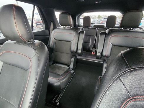 Used 2022 Ford Explorer ST-Line w/ Class IV Trailer Tow Package image 26