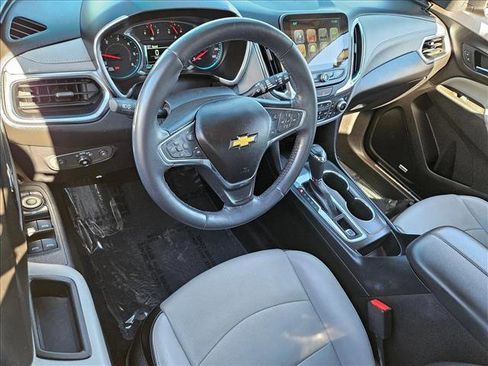 Used 2018 Chevrolet Equinox Premier image 9