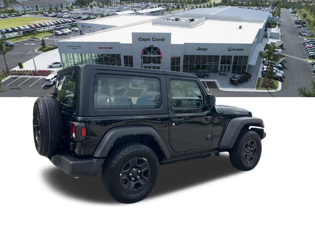Used 2025 Jeep Wrangler Sport AWD/4WD image 5