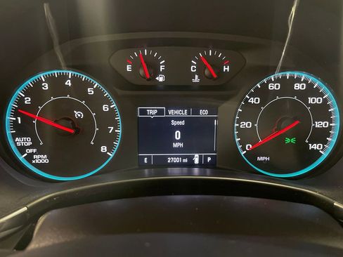 Used 2023 Chevrolet Equinox LS image 29