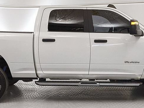 Used 2024 RAM 2500 Big Horn w/ Off Road Package AWD/4WD image 2