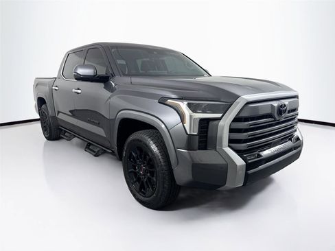 Used 2023 Toyota Tundra Limited AWD/4WD image 10