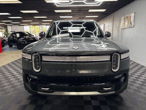 Used 2022 Rivian R1T Launch Edition image 4