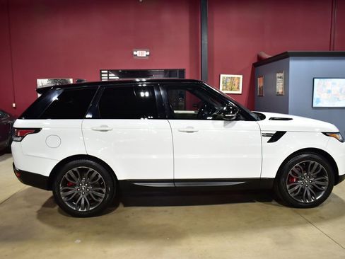 Used 2017 Land Rover Range Rover Sport image 10