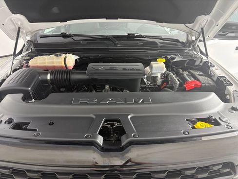 Used 2024 RAM 1500 Big Horn AWD/4WD image 25