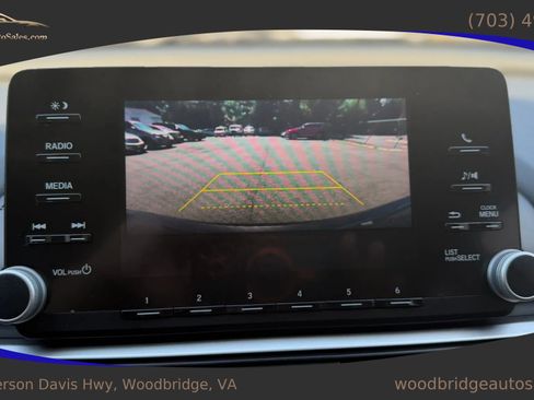 Used 2019 Honda Accord LX image 21