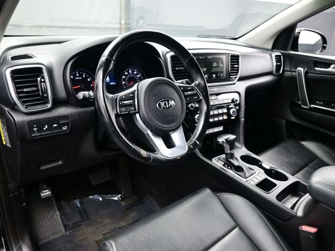 Used 2020 Kia Sportage EX image 13