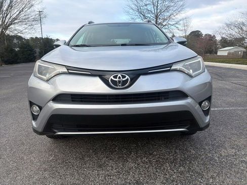 Used 2016 Toyota RAV4 XLE image 10