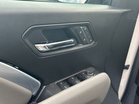 New 2026 Chevrolet Colorado ZR2 AWD/4WD image 14