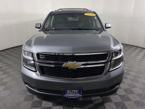 Used 2018 Chevrolet Suburban LS w/ All-Season Package image 9