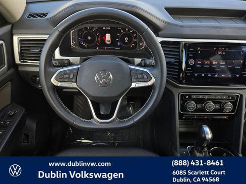 Certified 2023 Volkswagen Atlas SE w/ Panoramic Sunroof Package image 14